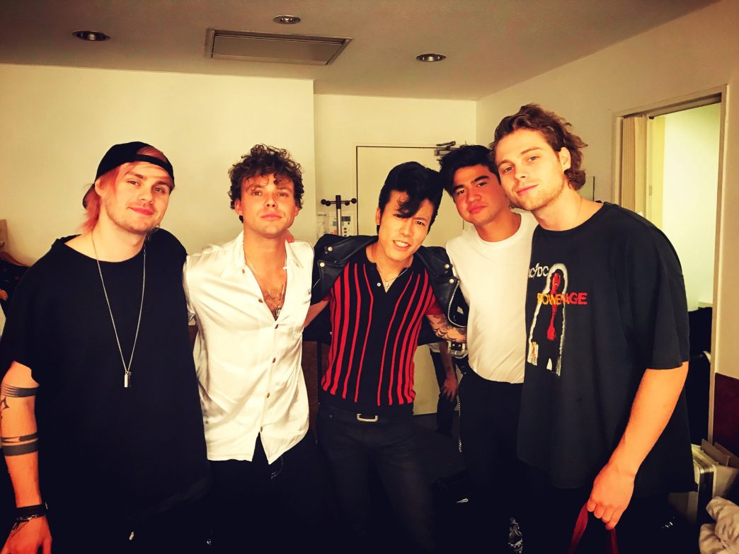 5SOS Release New Video for "Youngblood"