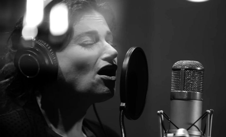 Idina Menzel Covers Bridge Over Troubled Water